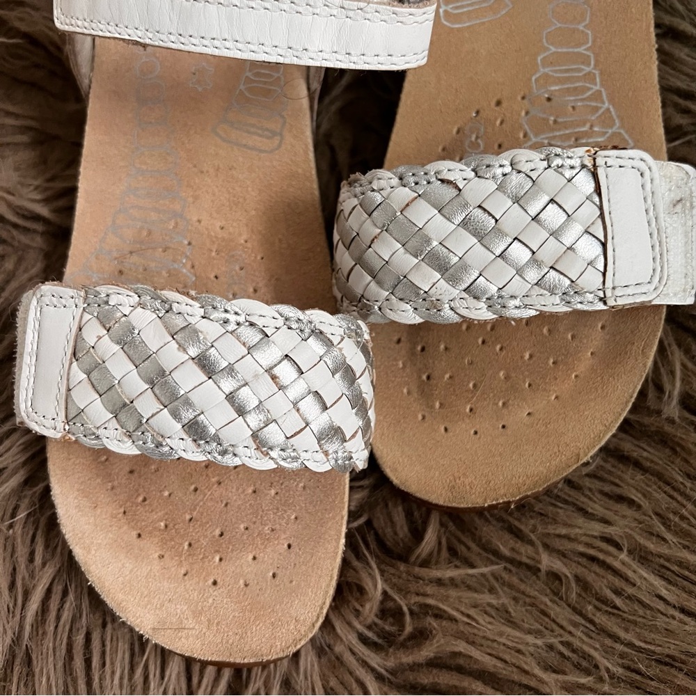 Clarks Girls Sandals - Picture 3 of 7